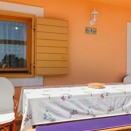 Castello Flower Apartment Kastela