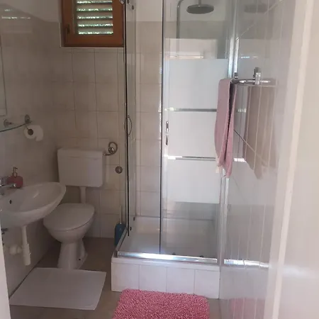 Apartman Castello Flower *